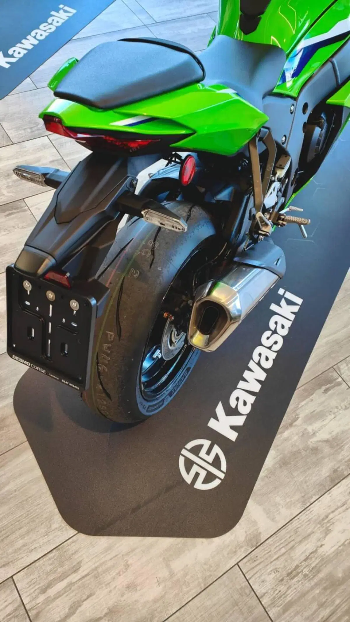 Kawasaki Ninja 1000 ZX-10R (2026) (3)