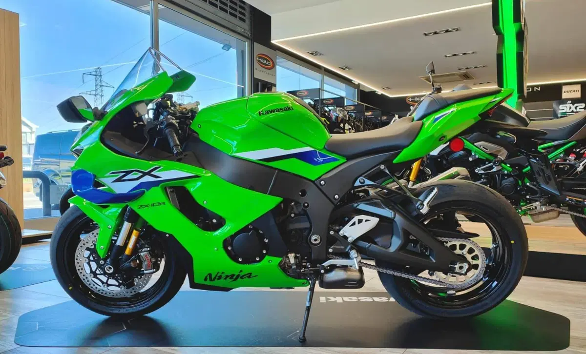 Kawasaki Ninja 1000 ZX-10R (2026) (7)