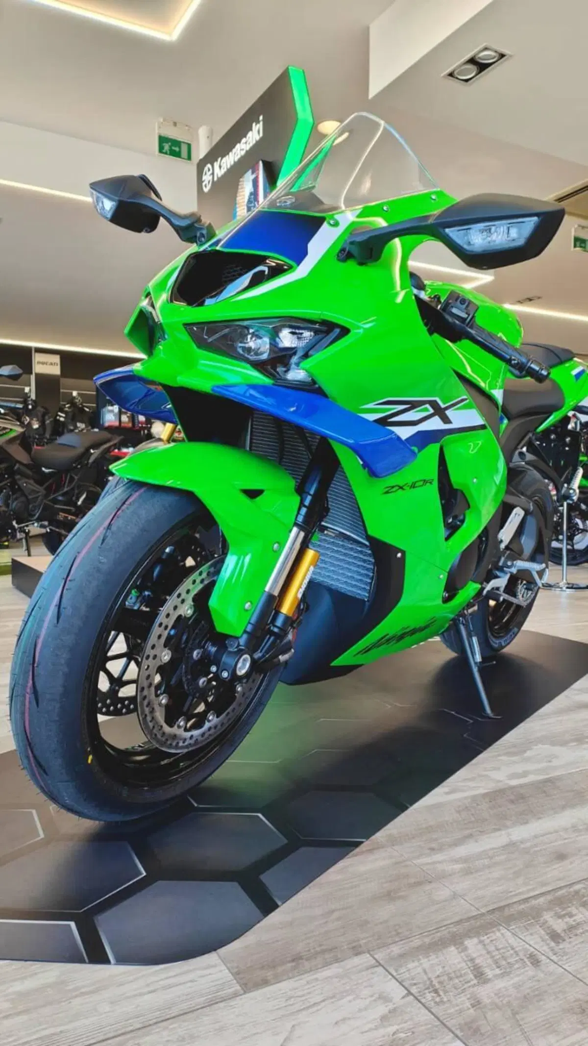 Kawasaki Ninja 1000 ZX-10R (2026) (8)