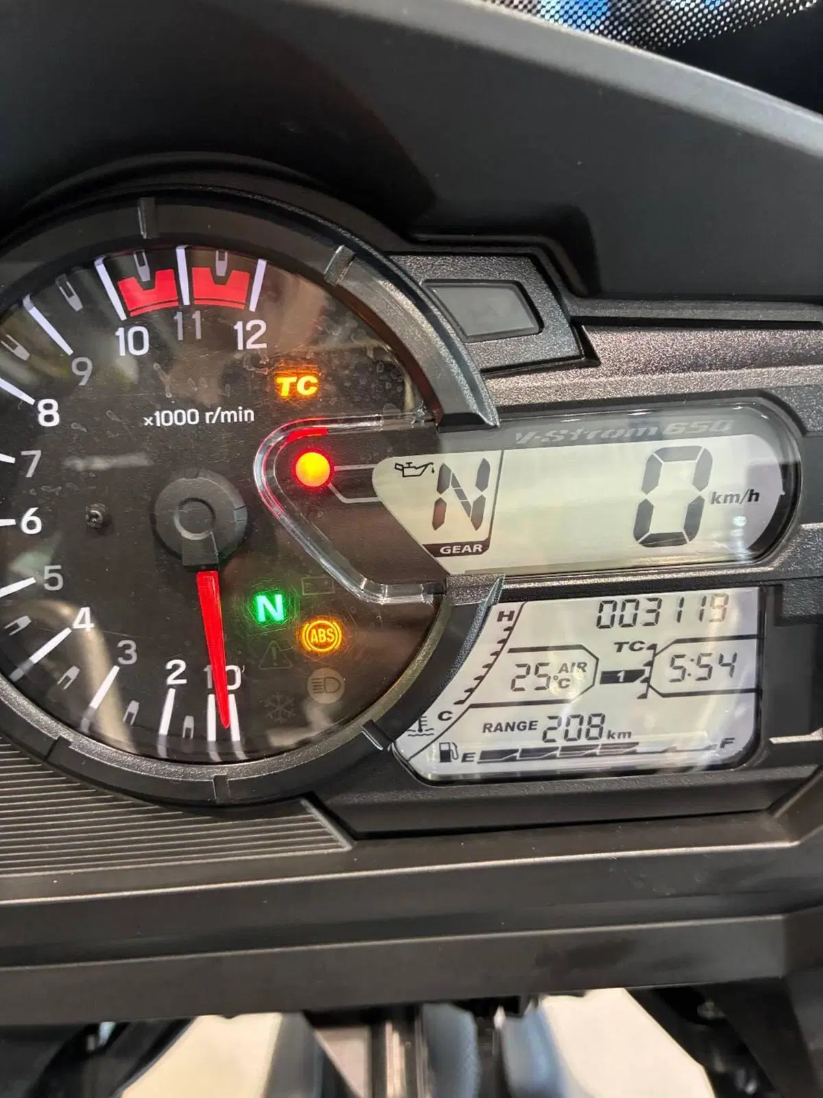 Suzuki V-Strom 650XT Explorer (2022 - 25) (11)