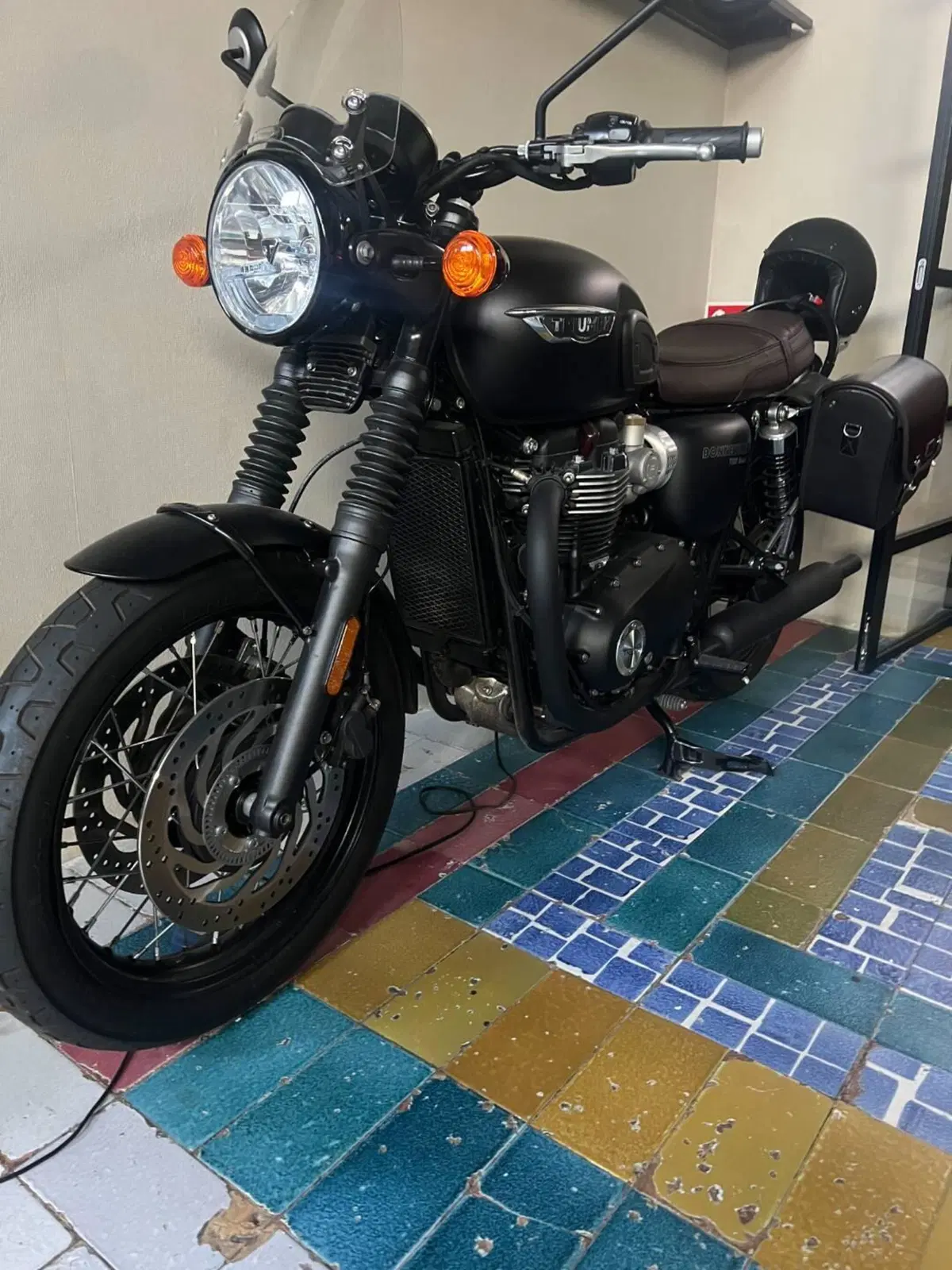 Triumph Bonneville T120 (2016 - 20) (2)
