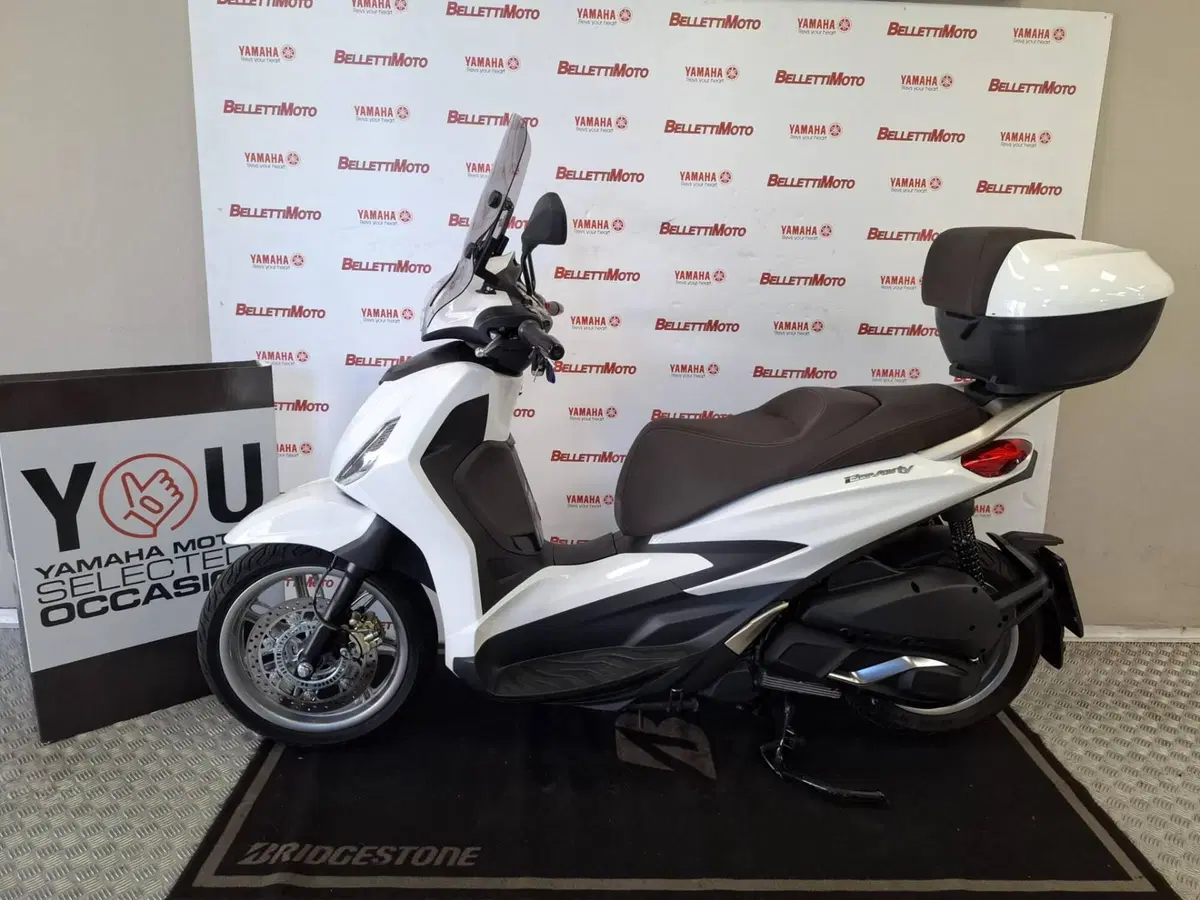 Piaggio Beverly 300 S ABS-ASR (2021 - 25) (3)
