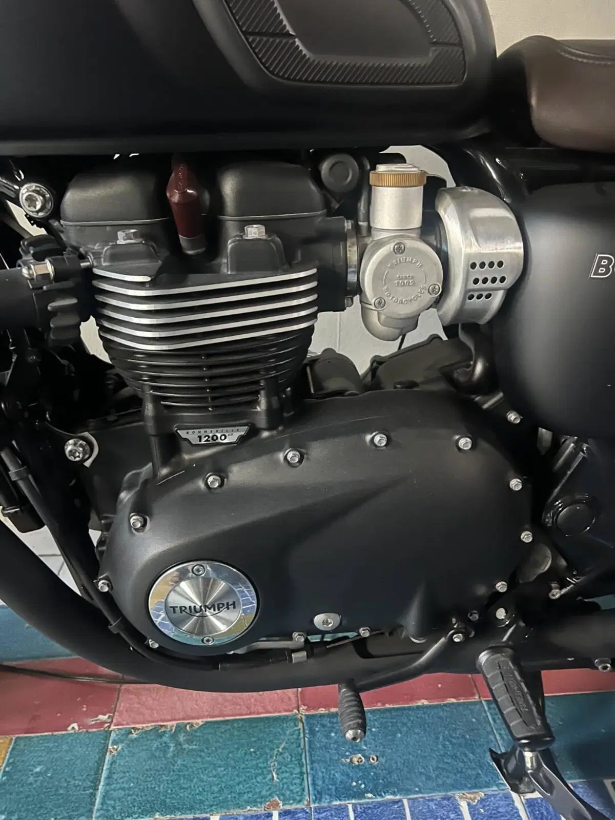 Triumph Bonneville T120 (2016 - 20) (8)