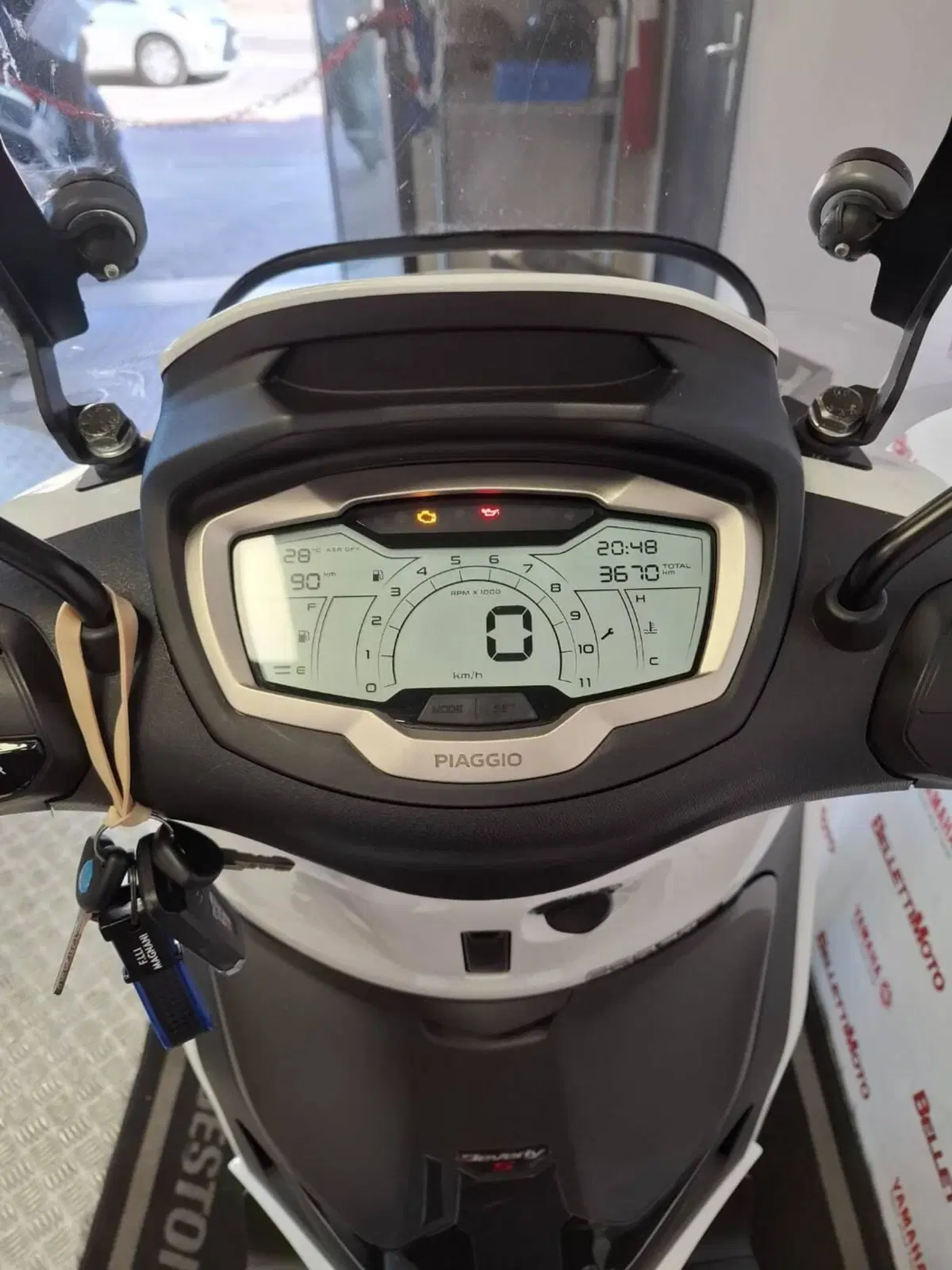 Piaggio Beverly 300 S ABS-ASR (2021 - 25) (6)