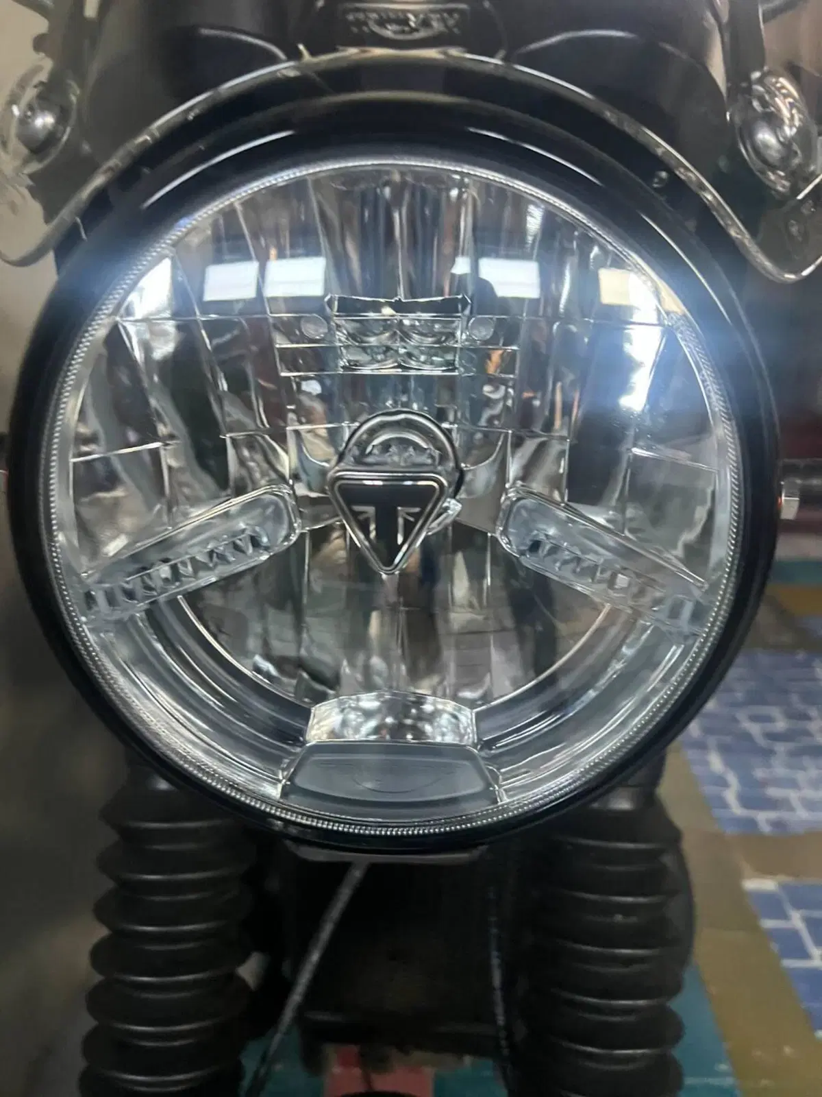 Triumph Bonneville T120 (2016 - 20) (13)