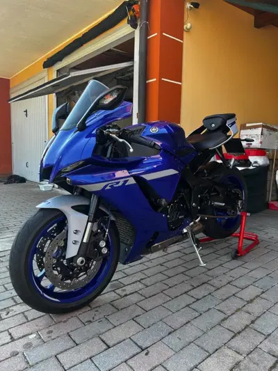 Yamaha YZF R1 (2020 - 25) usata
