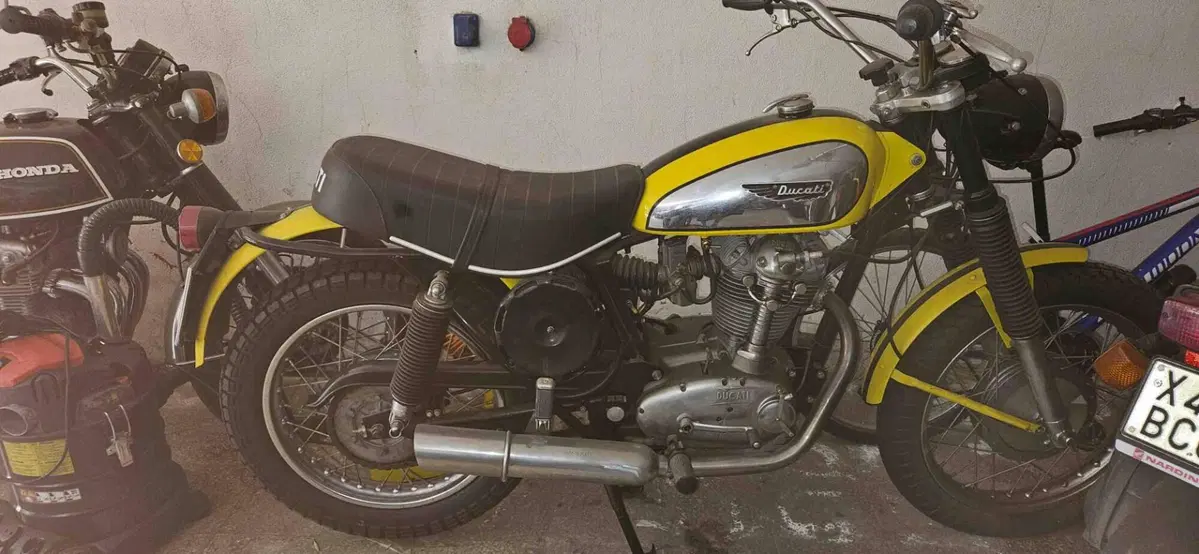 Ducati Scrambler  (2)