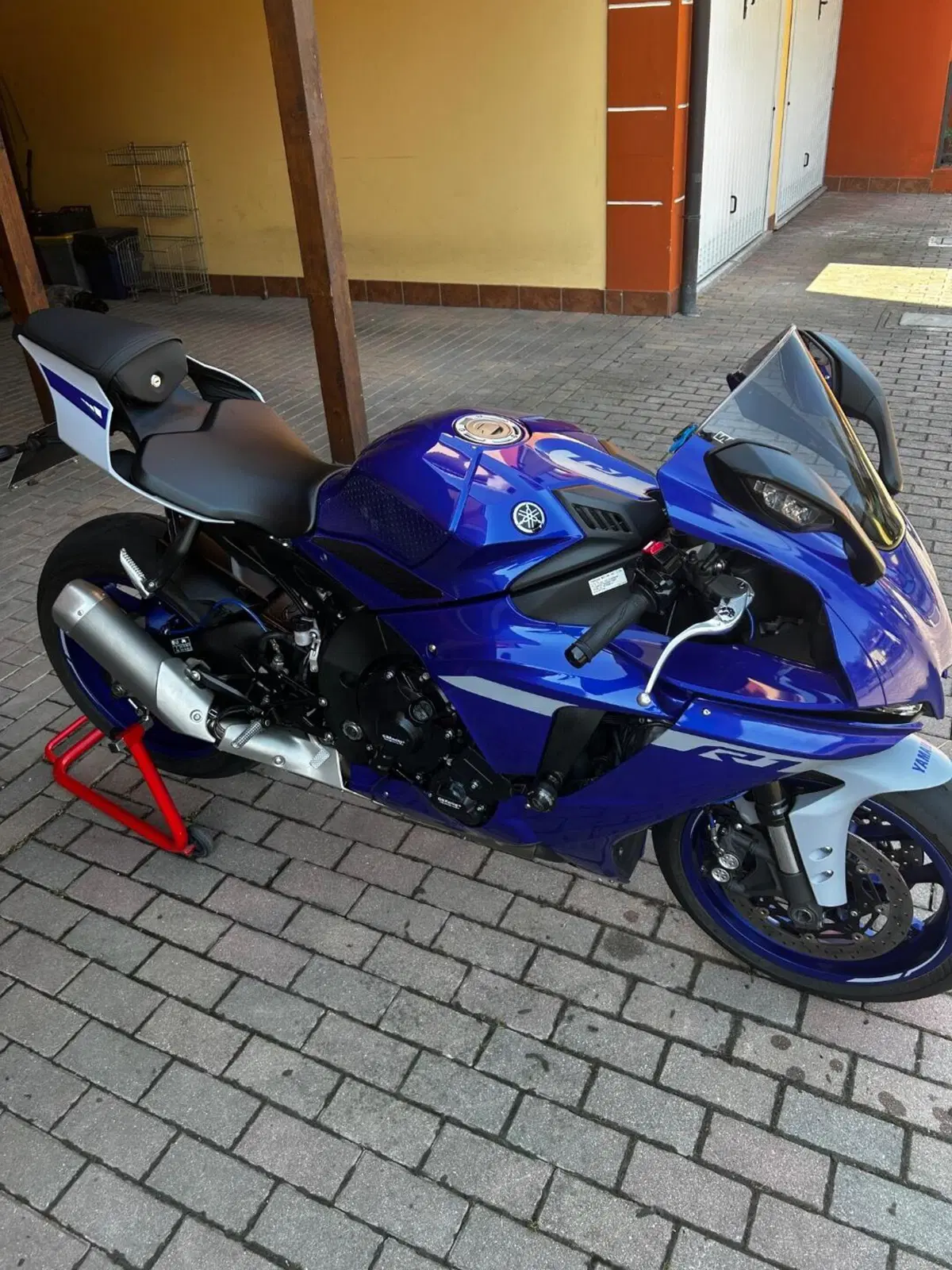 Yamaha YZF R1 (2020 - 25) (3)