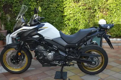 Suzuki V-Strom 650XT (2021 - 25) usata