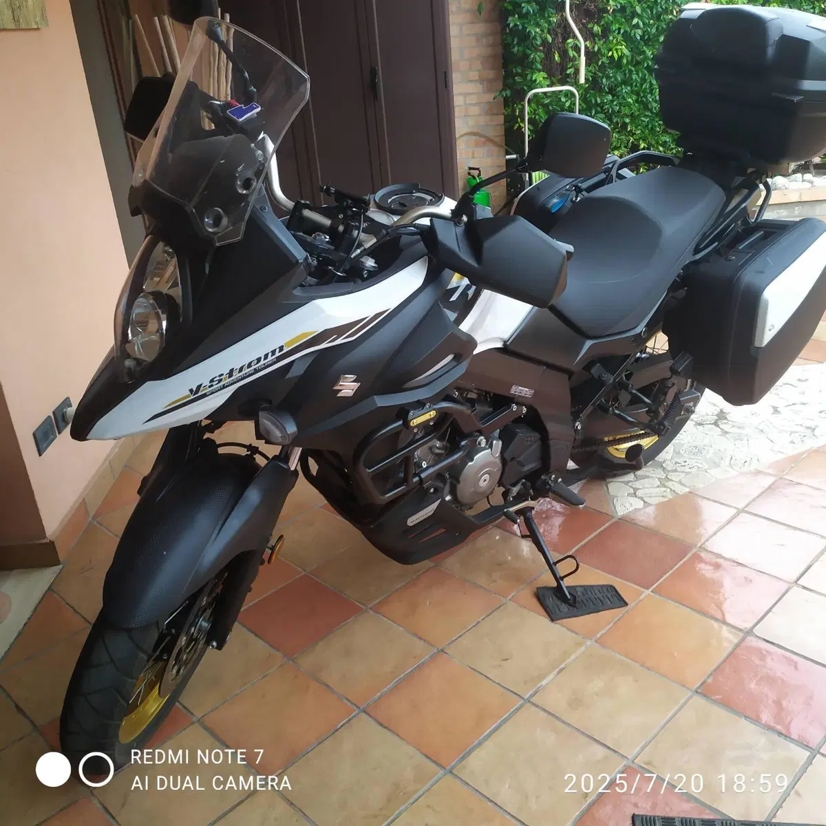 Suzuki V-Strom 650XT (2021 - 25) (5)