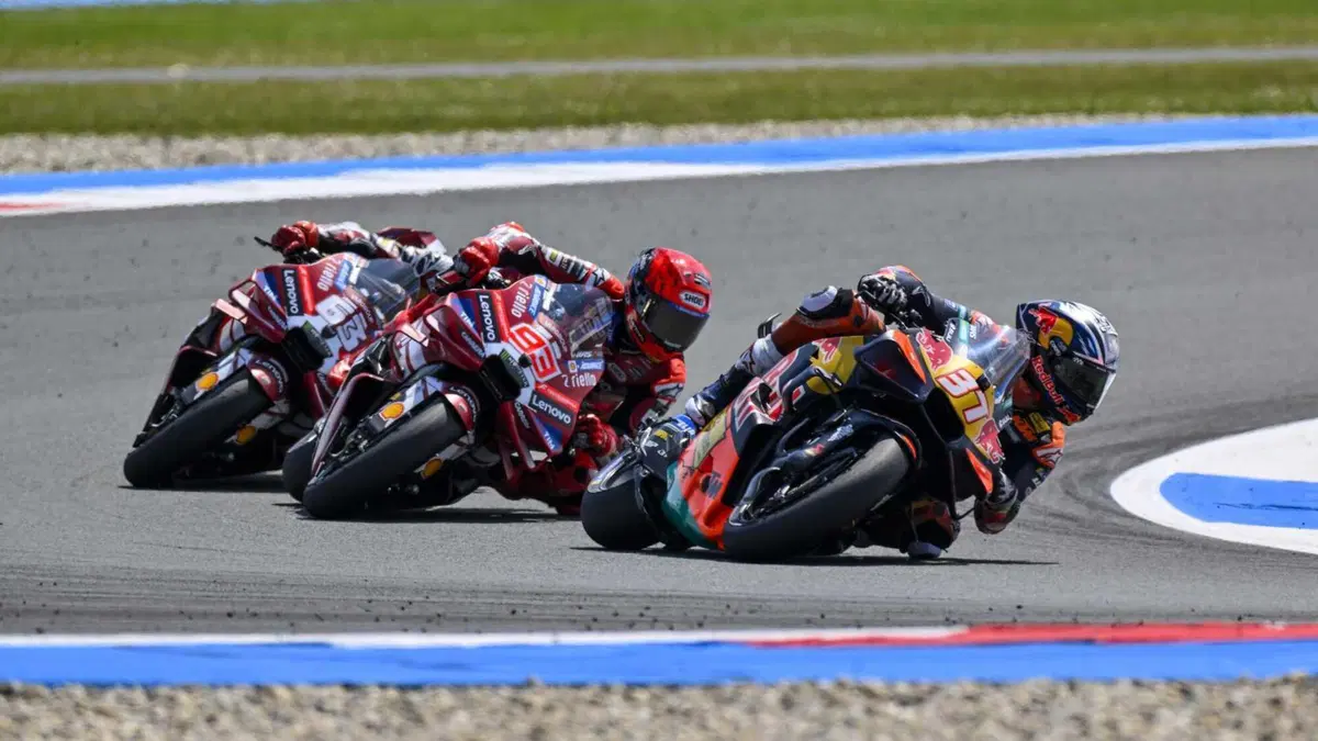 MotoGP 2026. GP d'Olanda. Le foto più belle della gara e del weekend ad Assen! [GALLERY] (11)