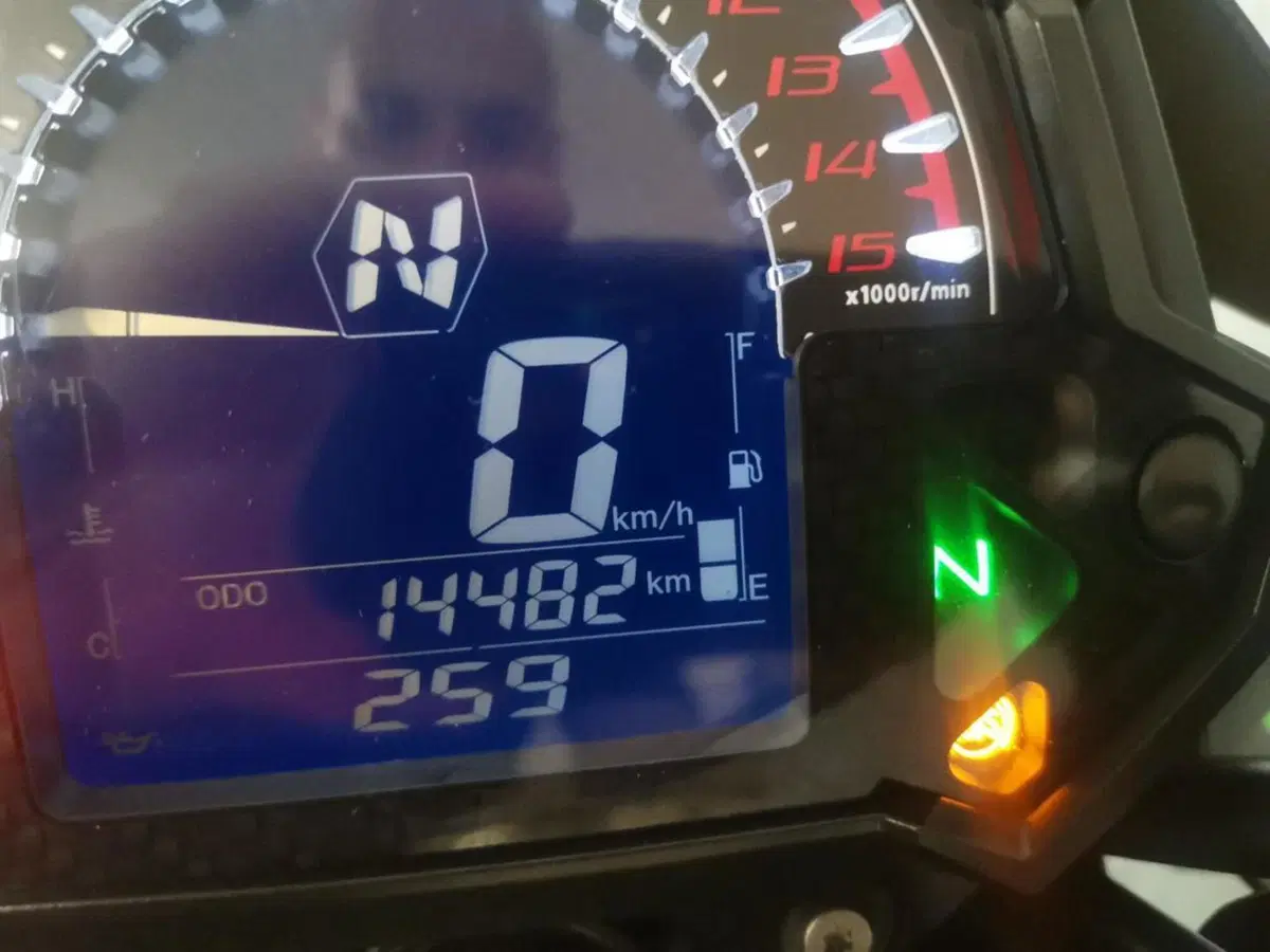 Kawasaki Z 400 (2023) (7)