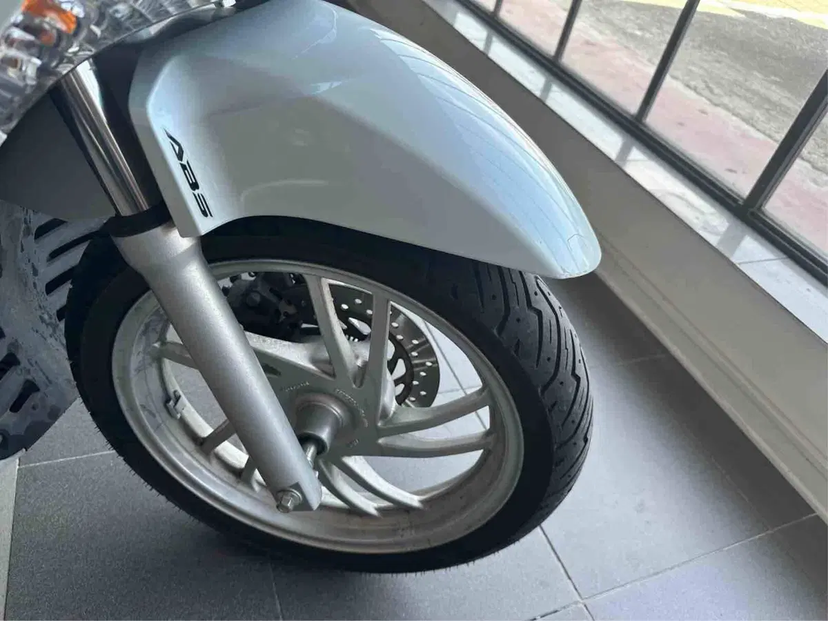 Honda SH 150i ABS (2013 - 16) (7)