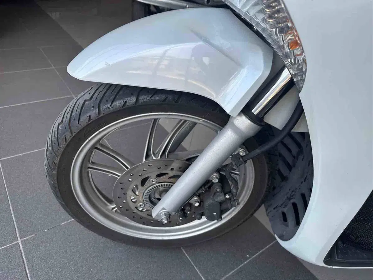 Honda SH 150i ABS (2013 - 16) (11)