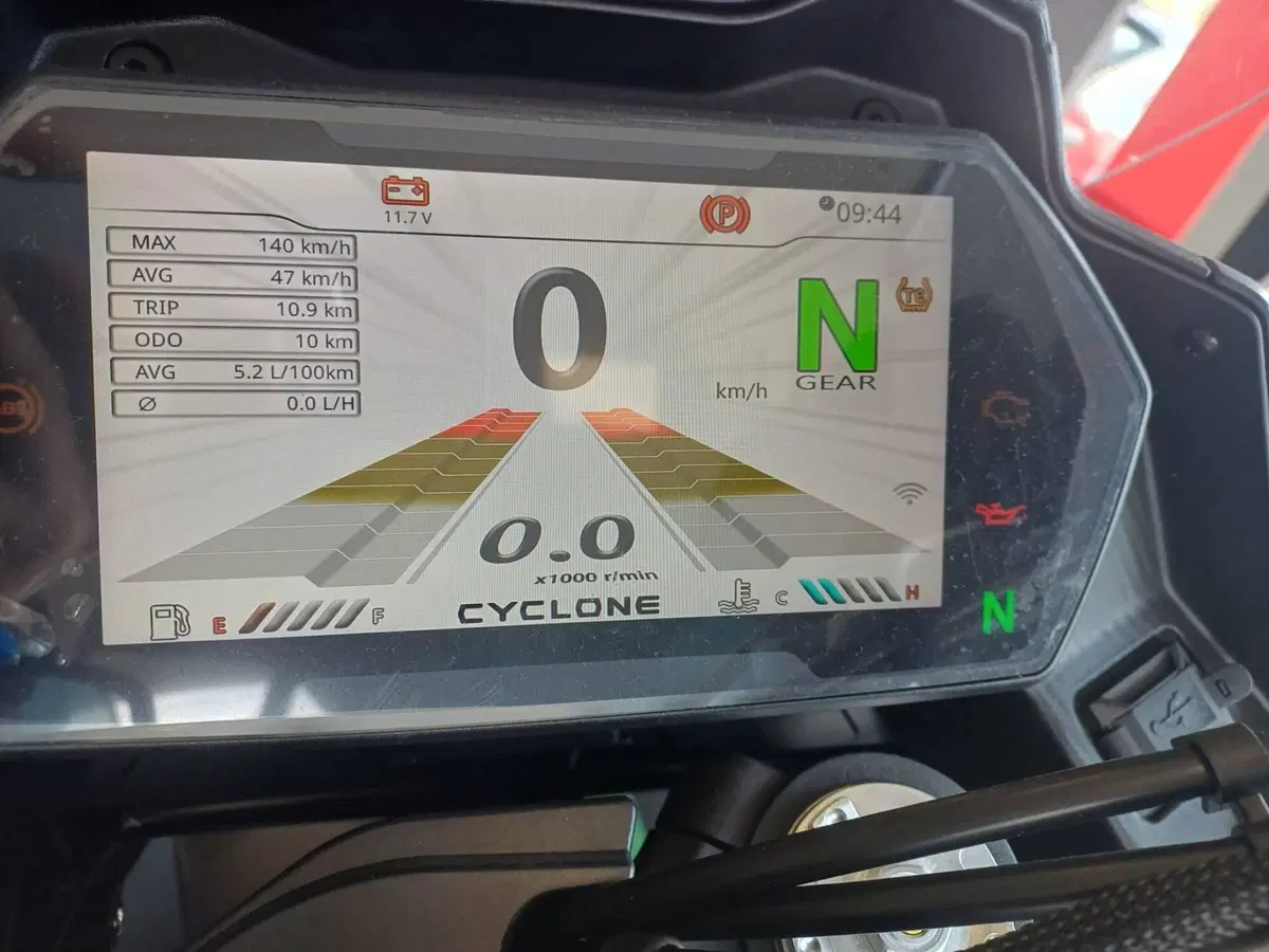 Cyclone RX650 (2025 - 26) (3)