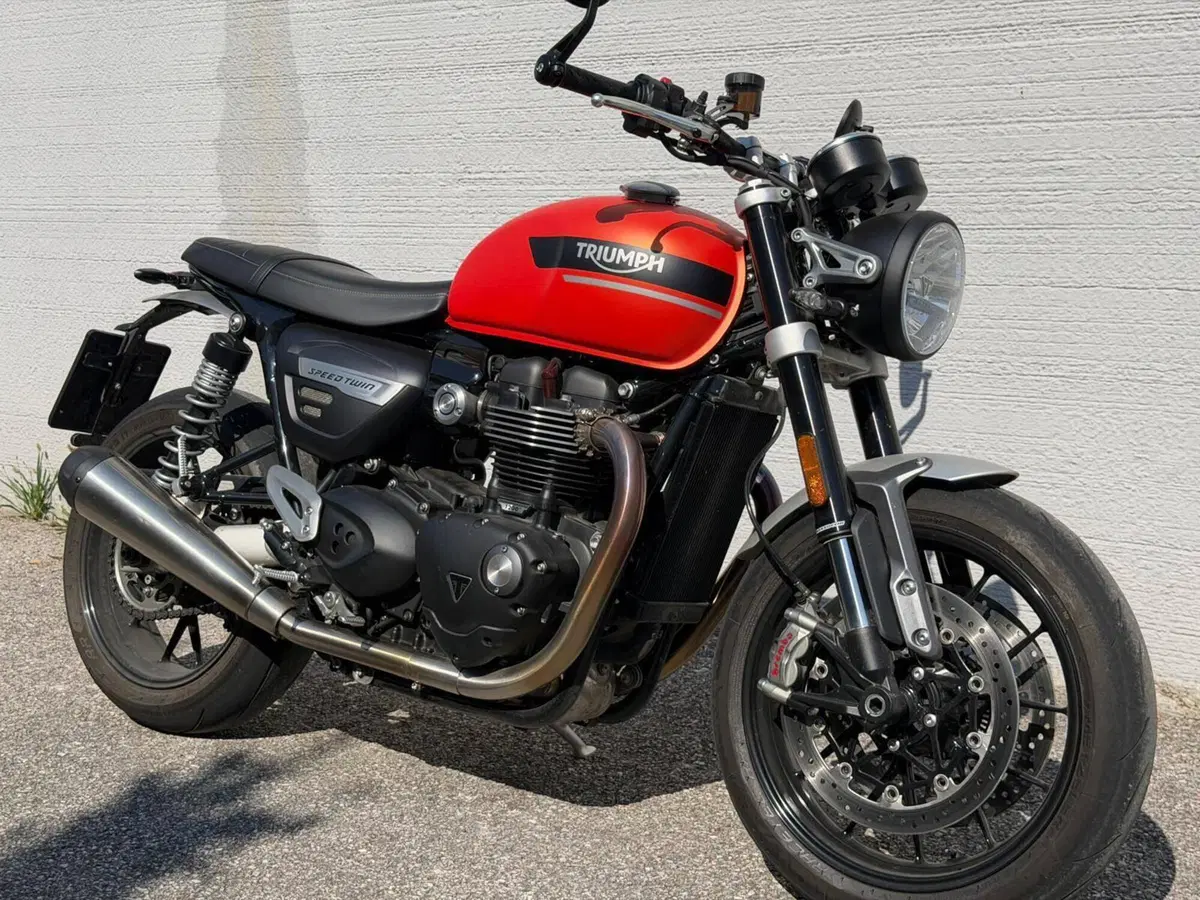 Triumph Speed Twin 1200 (2021 - 24) (2)