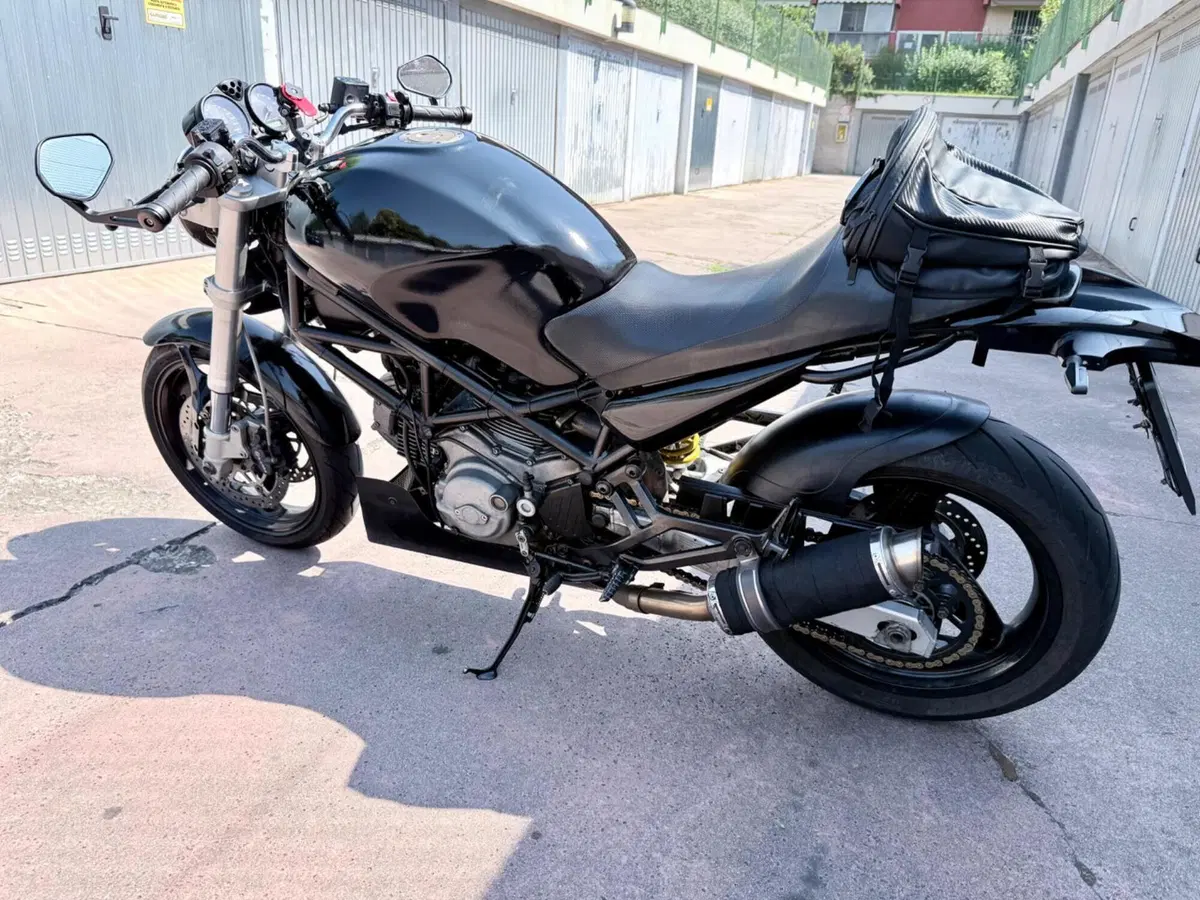 Ducati Monster 620 (2003 - 06) (4)