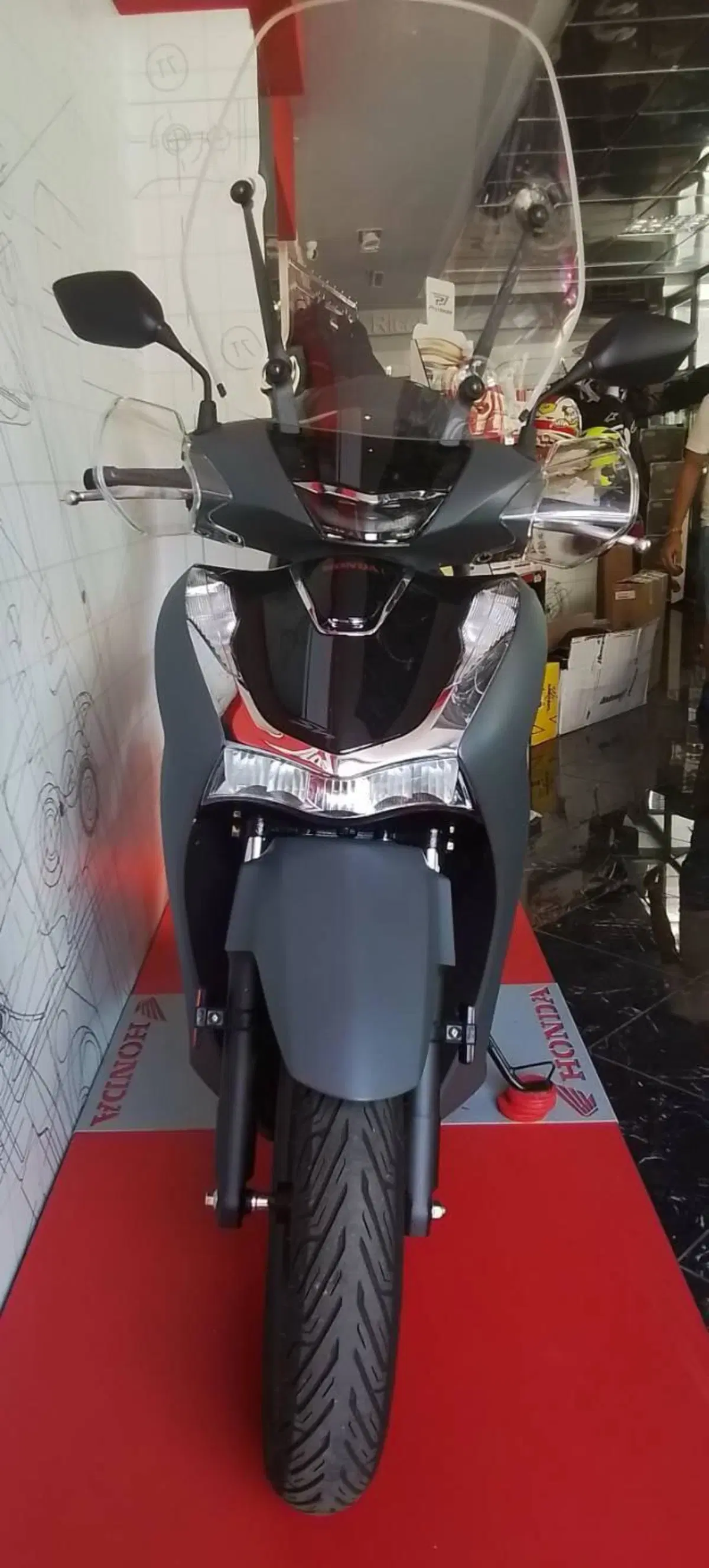 Honda SH 150i (2020 - 23) (4)