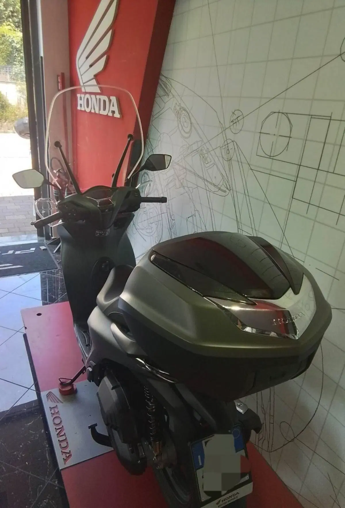 Honda SH 150i (2020 - 23) (8)