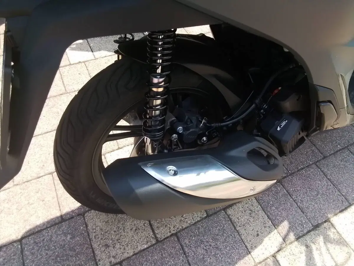 Honda SH 150i (2020 - 23) (13)