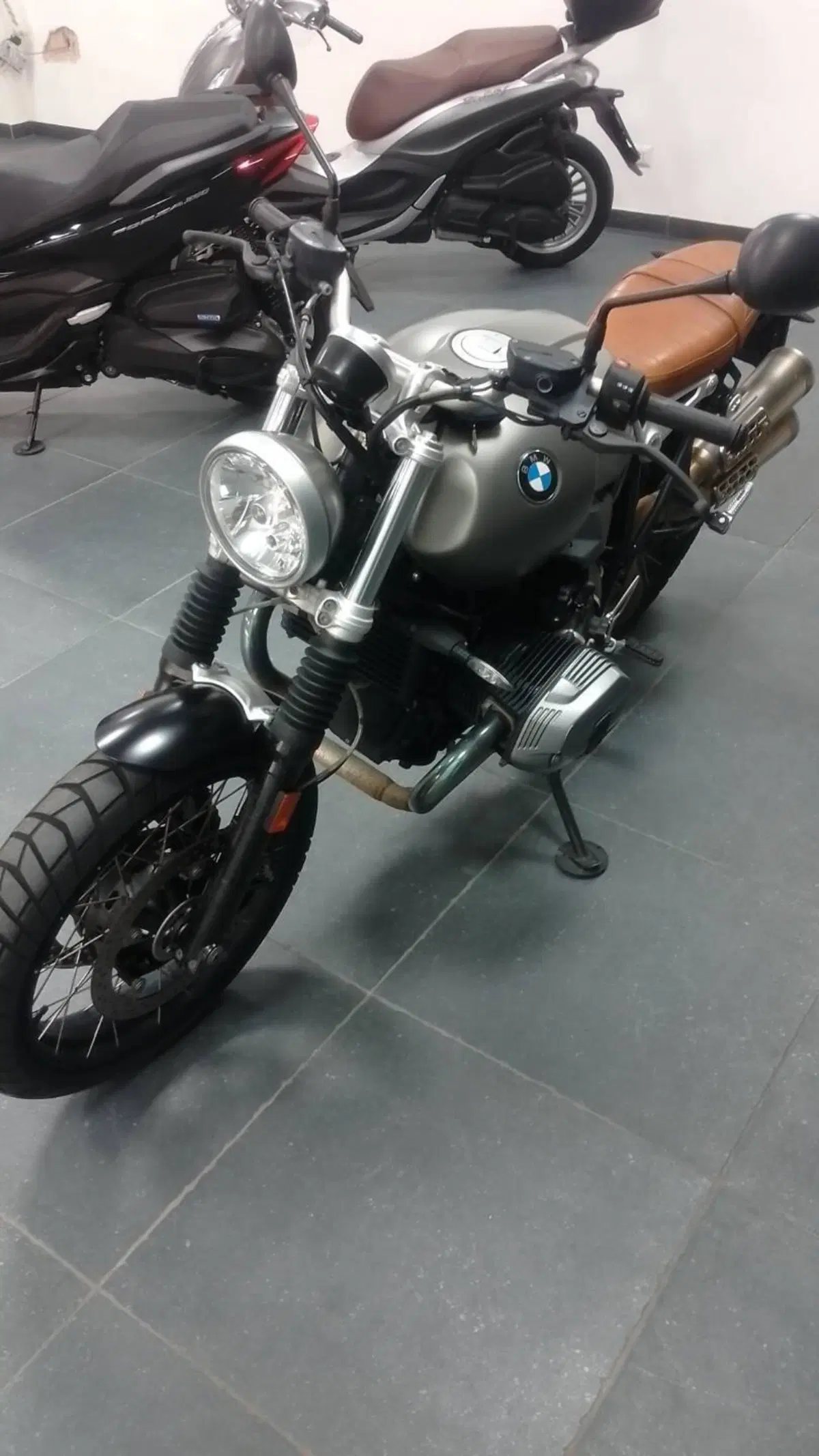 Bmw R nineT 1200 Scrambler (2016 - 20) (4)