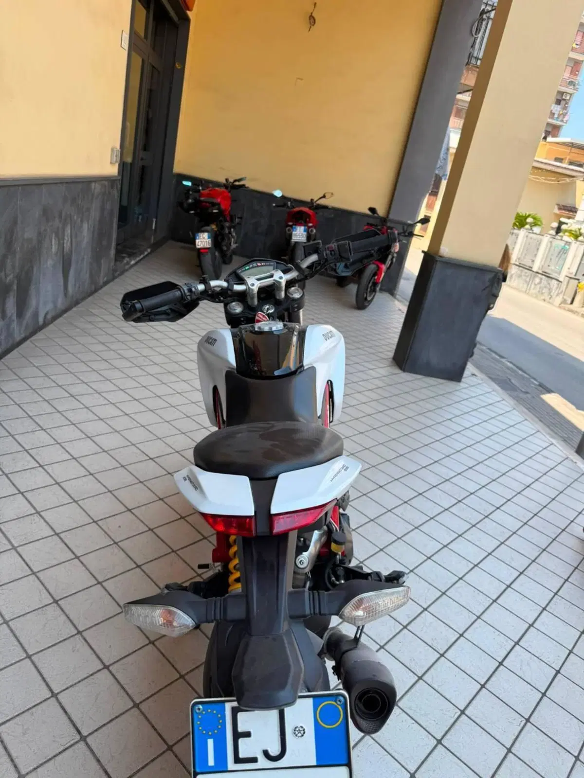 Ducati Hypermotard 939 (2016 - 18) (5)