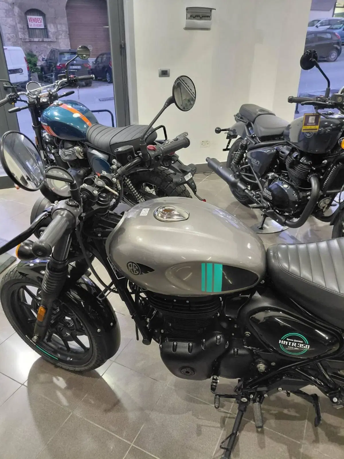 Royal Enfield HNTR 350 (2022 - 26) (3)