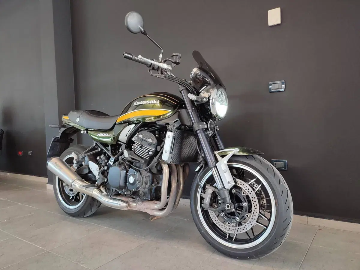 Kawasaki Z 900 RS (2018 - 20) (3)