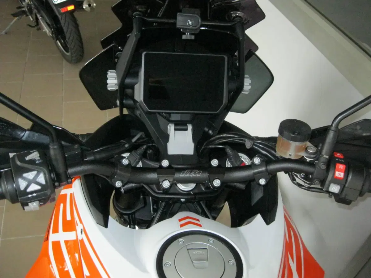 KTM 1290 Super Adventure S (2017 - 20) (5)