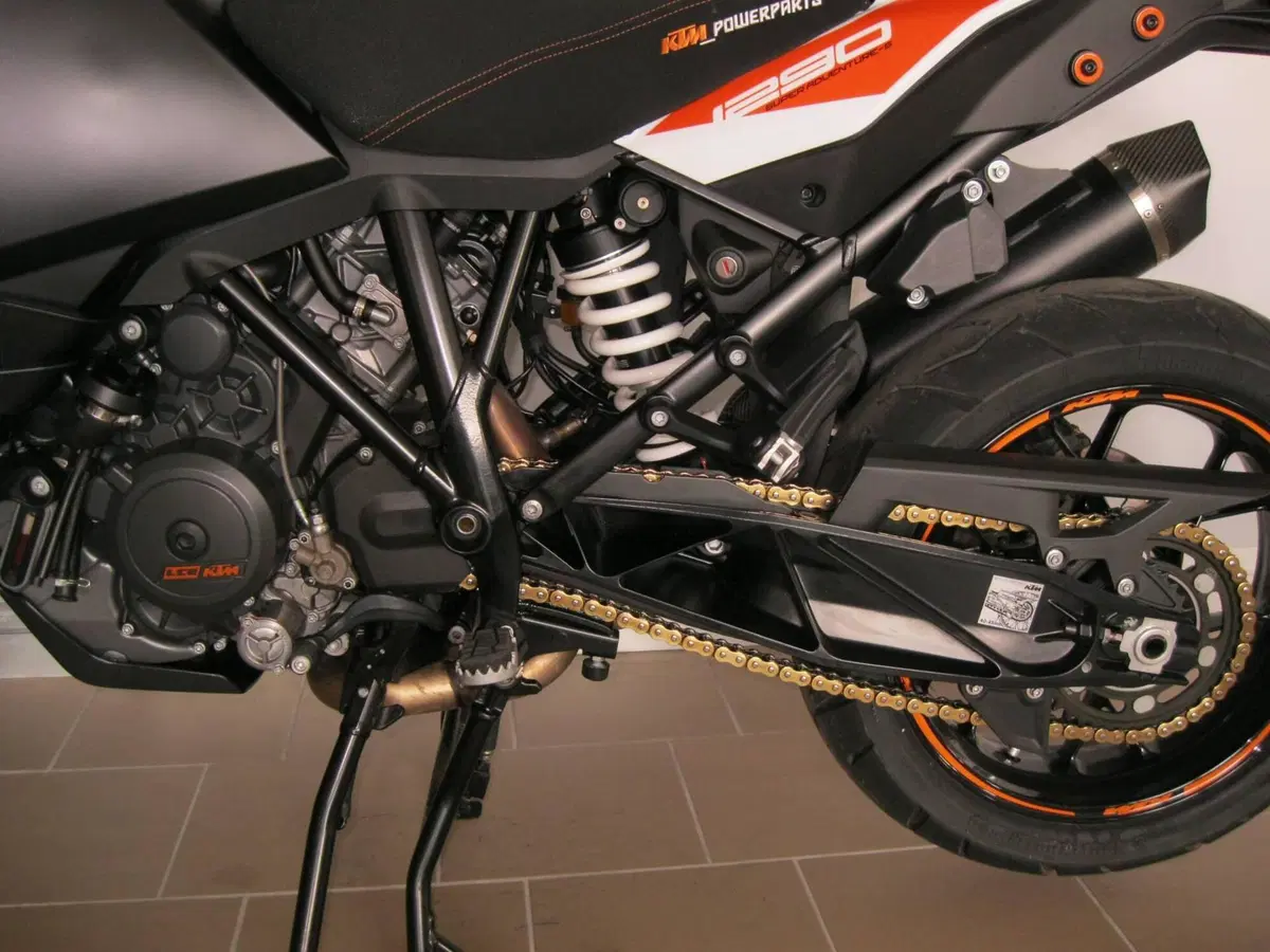KTM 1290 Super Adventure S (2017 - 20) (6)