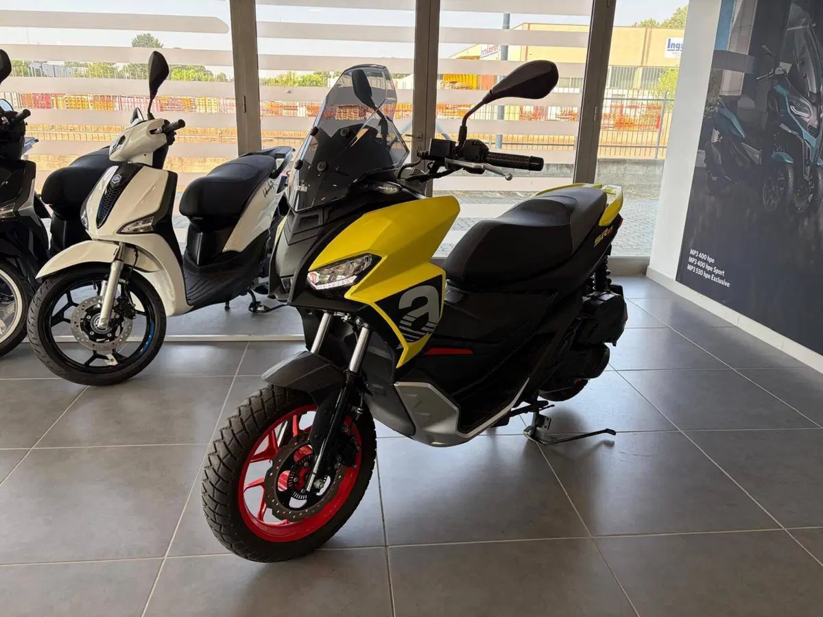 Aprilia SR GT 200 Sport (2022 - 24) (6)