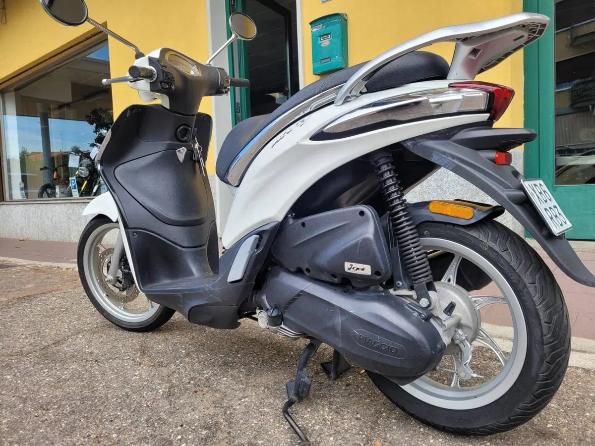 Piaggio Liberty 50 S (2018 - 20) (6)