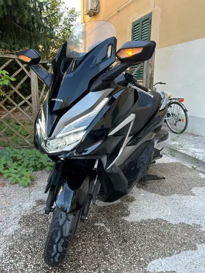 Honda Forza 350 (2022 - 24) usata