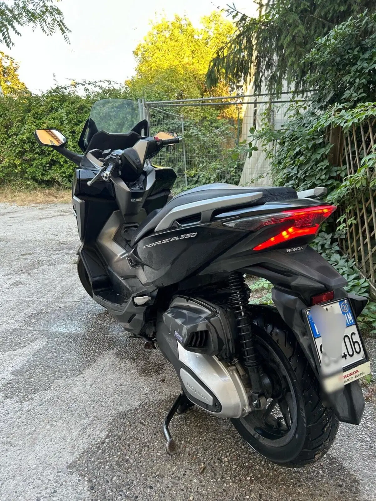 Honda Forza 350 (2022 - 24) (3)