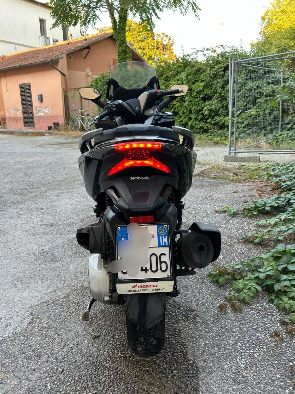 Honda Forza 350 (2022 - 24) (4)