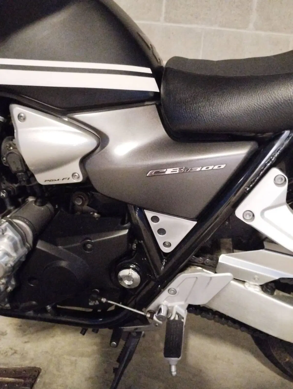 Honda CB 1300 (2003 - 06) (5)