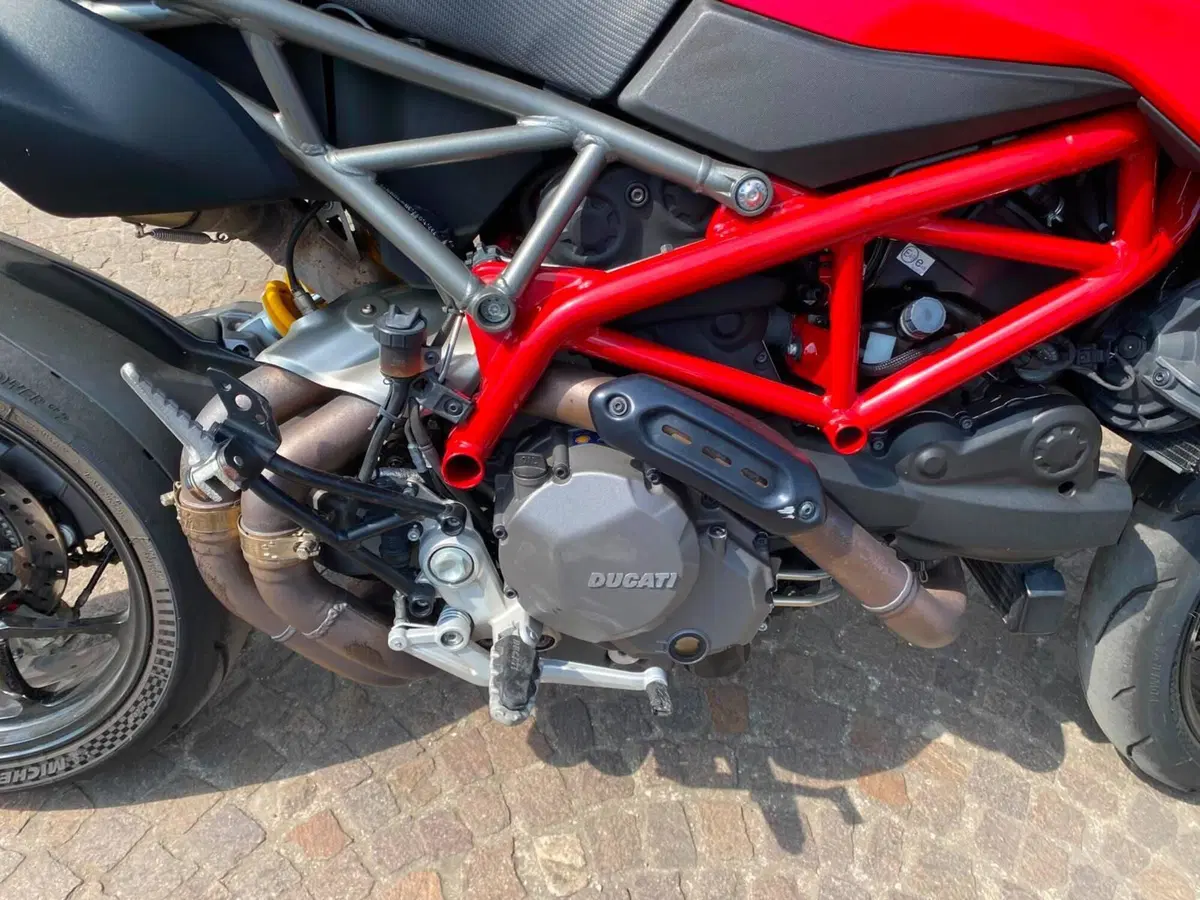 Ducati Hypermotard 950 (2022 - 25) (7)