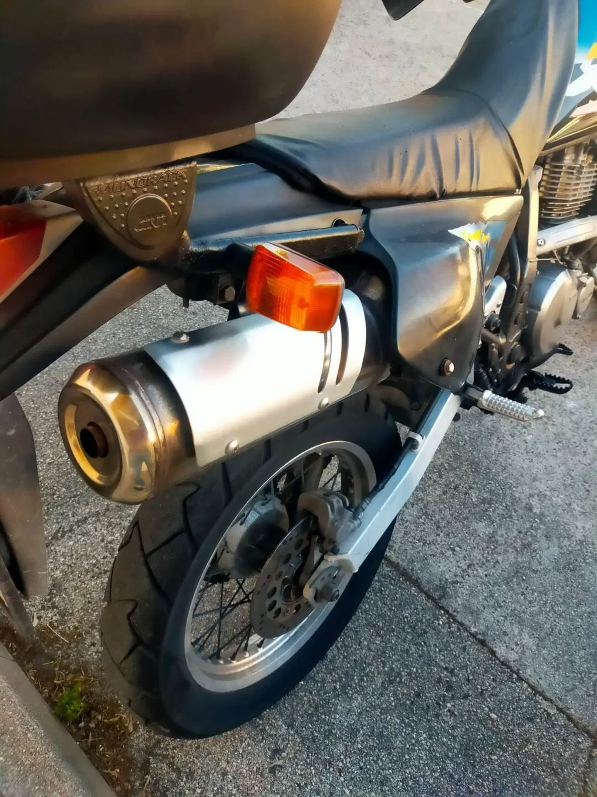 Suzuki DR 650 SE (1996 - 98) (5)