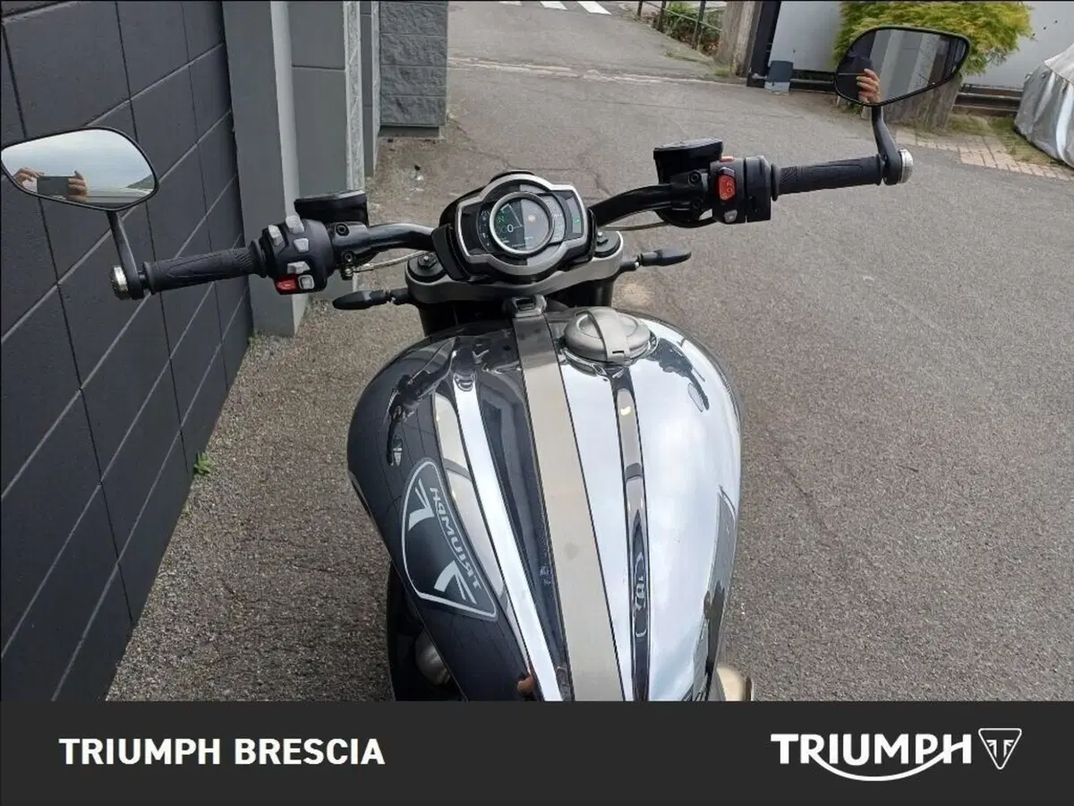 Triumph Rocket 3 R (2021 - 24) (9)