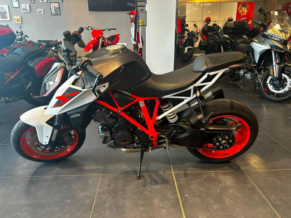 KTM 1290 Super Duke R ABS (2017 - 18)