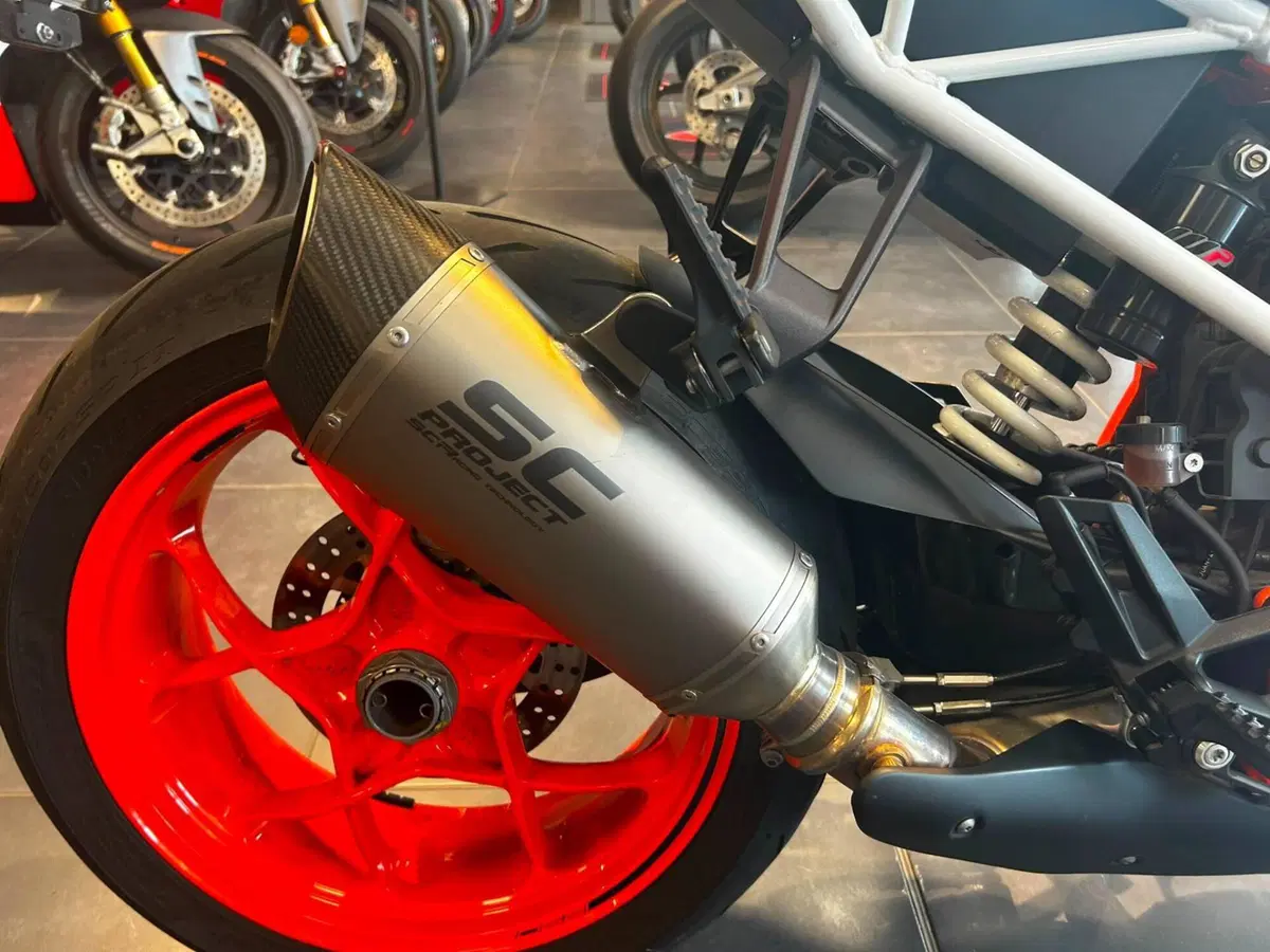 KTM 1290 Super Duke R ABS (2017 - 18) (10)