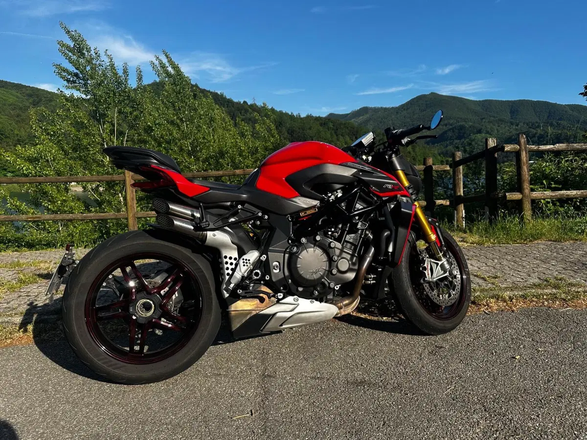 MV Agusta Brutale 1000 RR (2020) (6)