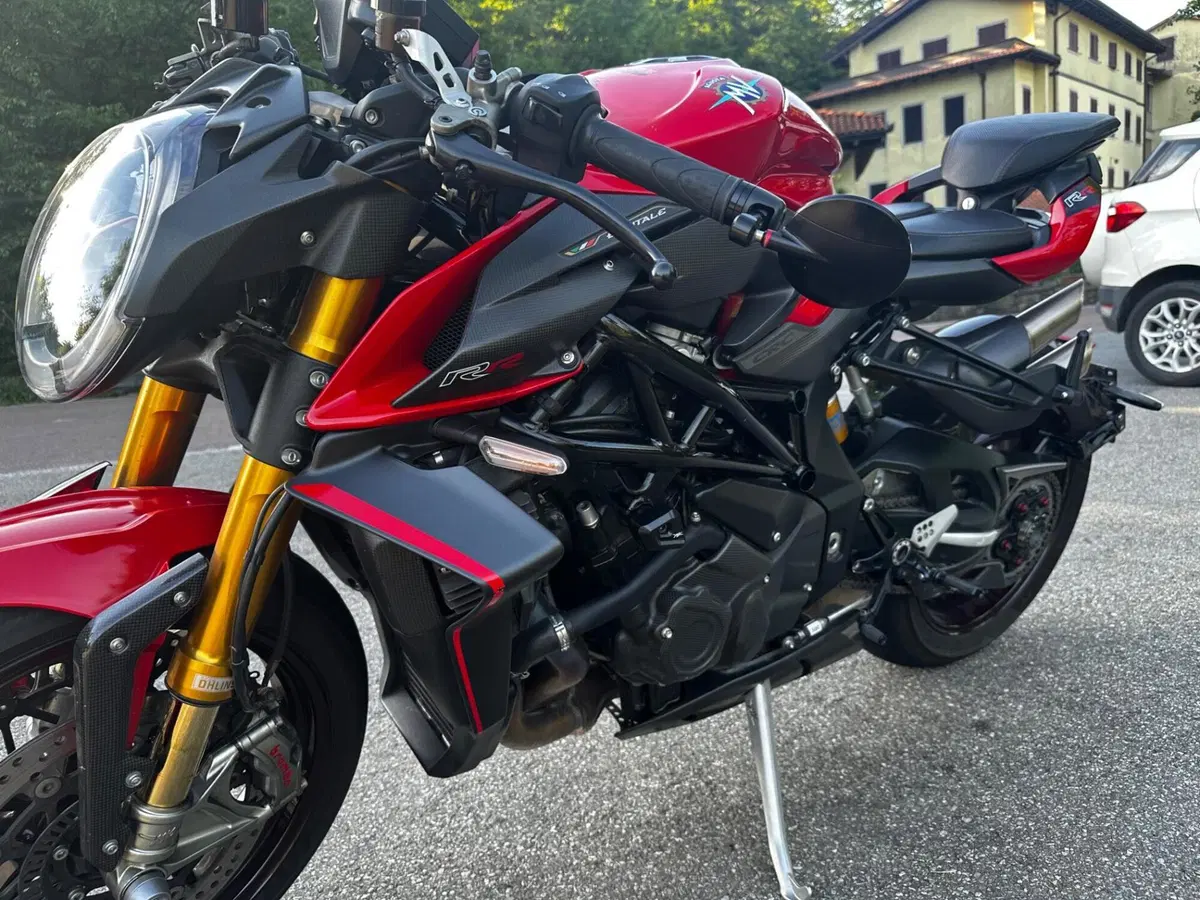 MV Agusta Brutale 1000 RR (2020) (9)