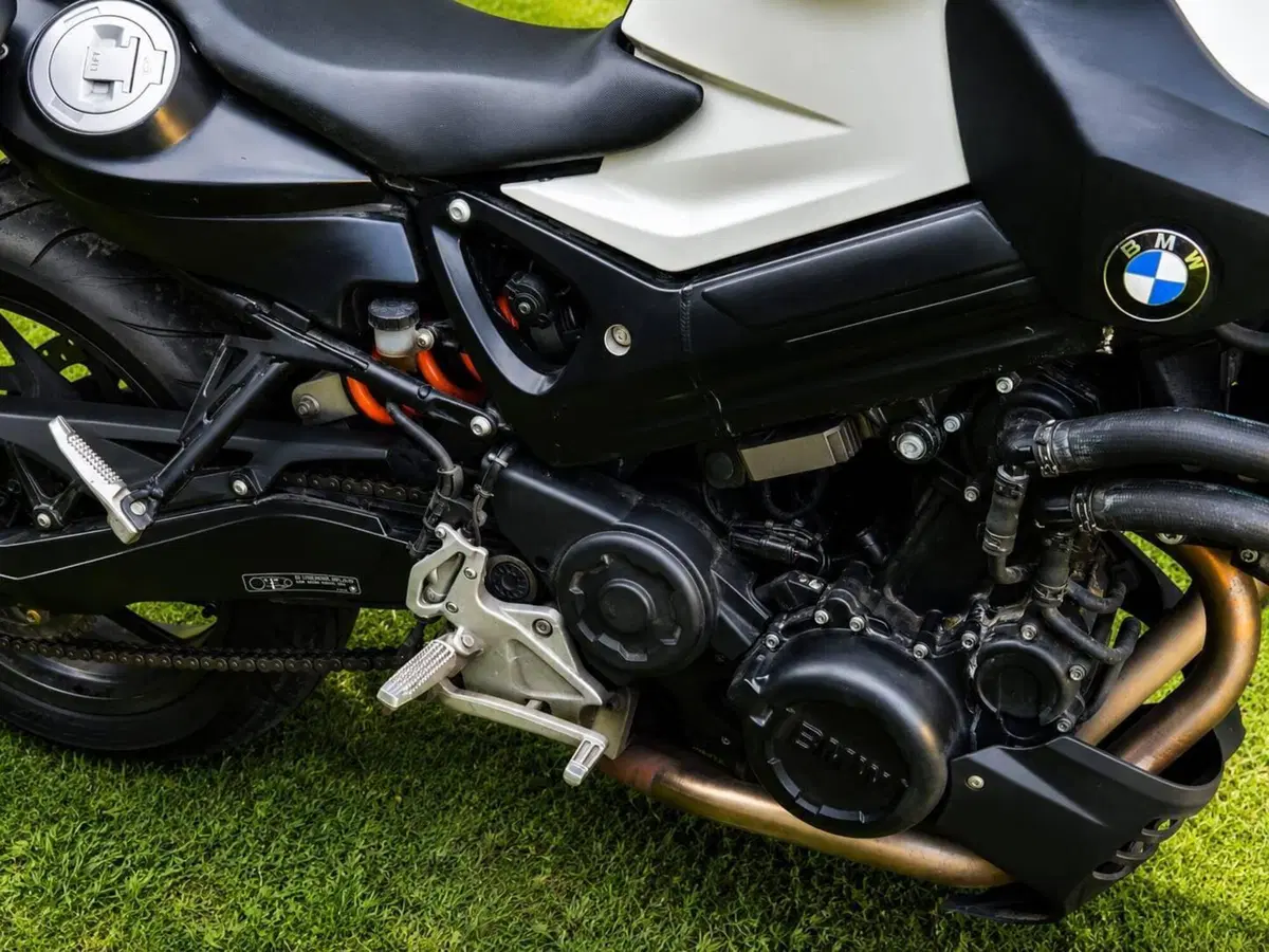 Bmw F 800 R (2009 - 11) (9)
