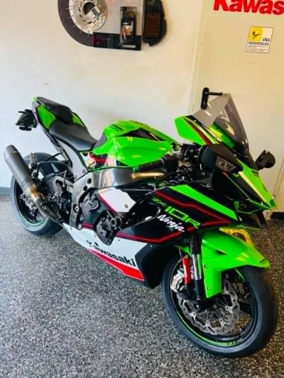 Kawasaki Ninja 1000 ZX-10R (2021 - 25) usata