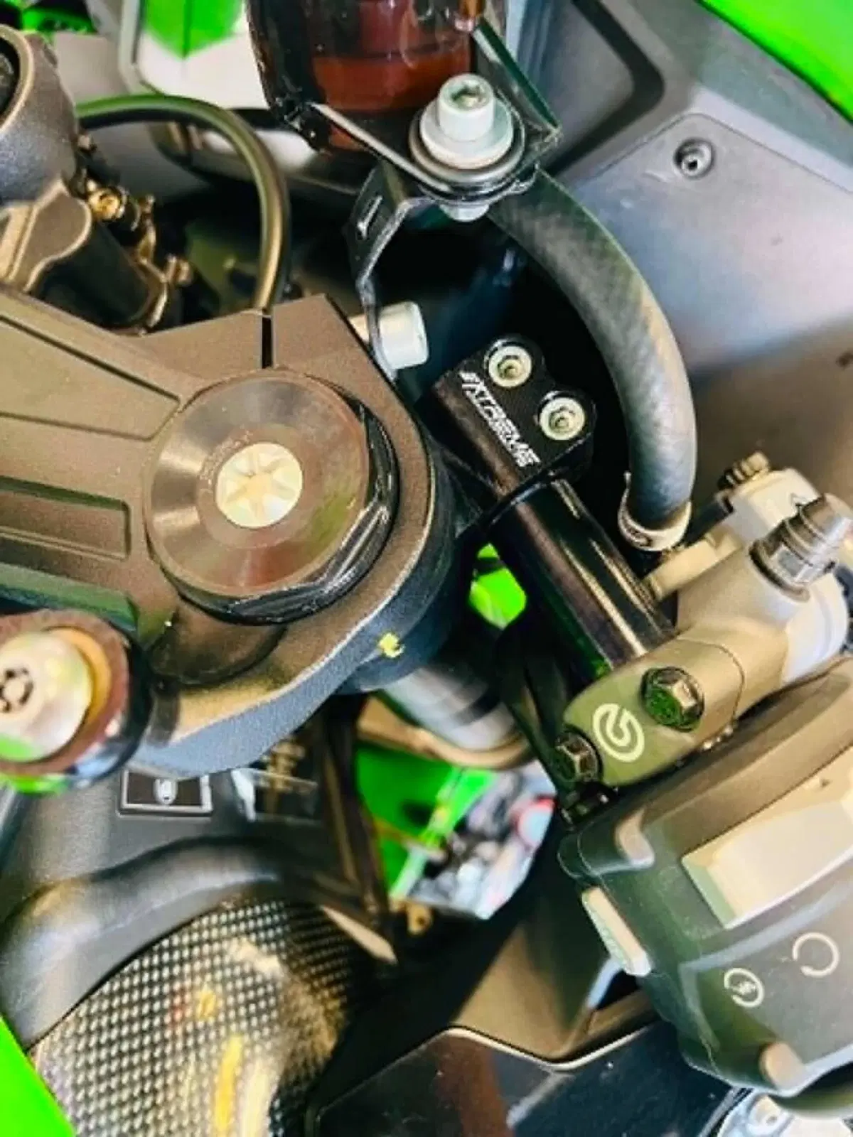 Kawasaki Ninja 1000 ZX-10R (2021 - 25) (15)