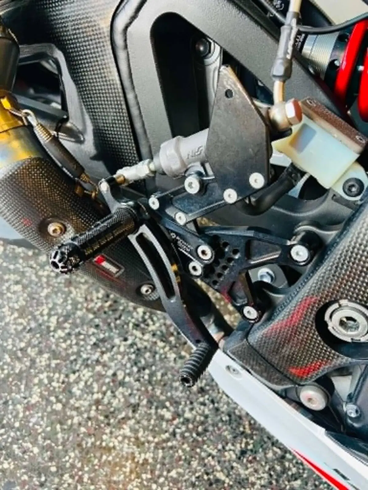 Kawasaki Ninja 1000 ZX-10R (2021 - 25) (19)