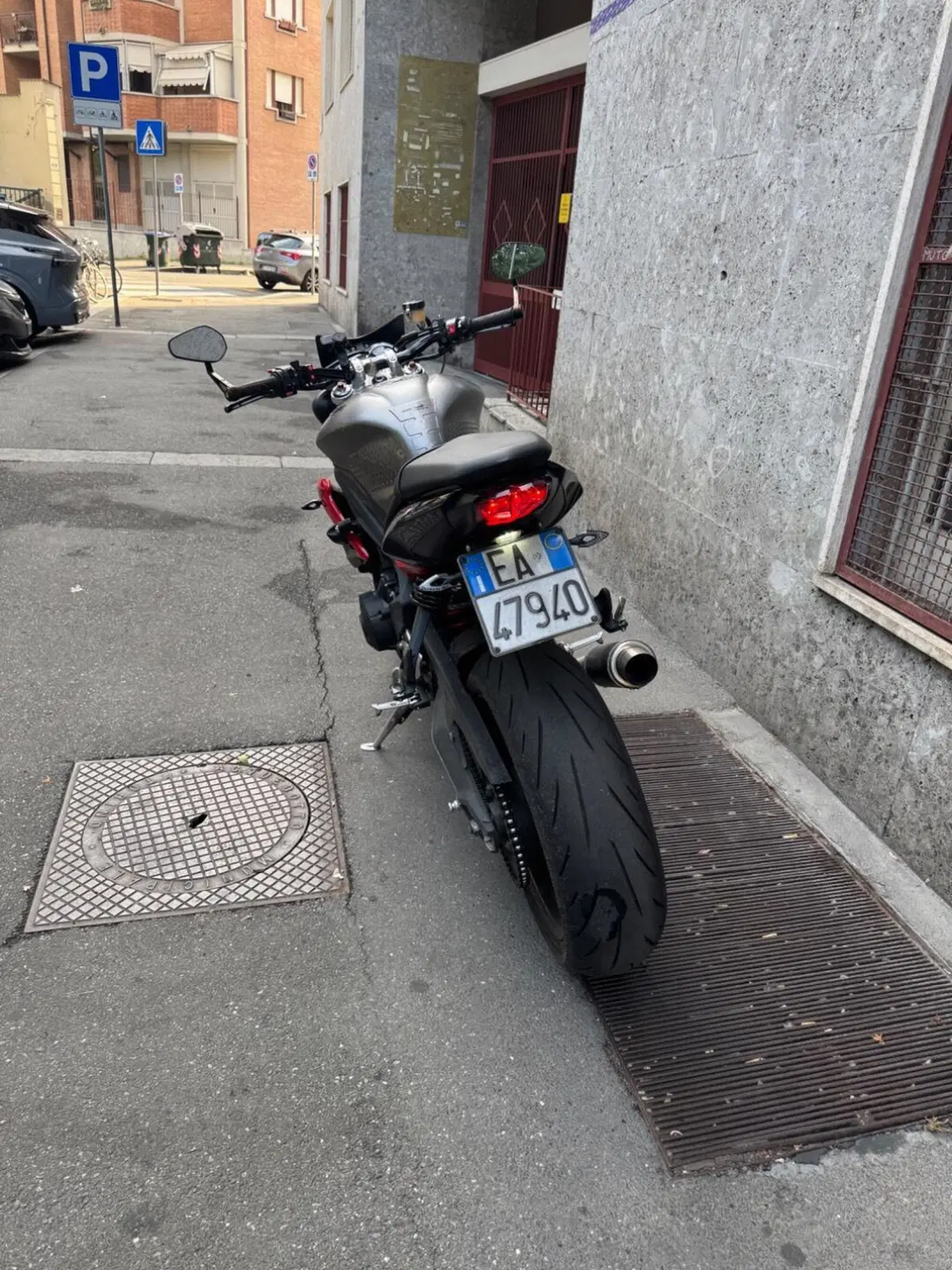 Triumph Street Triple R (2013 - 14) (4)