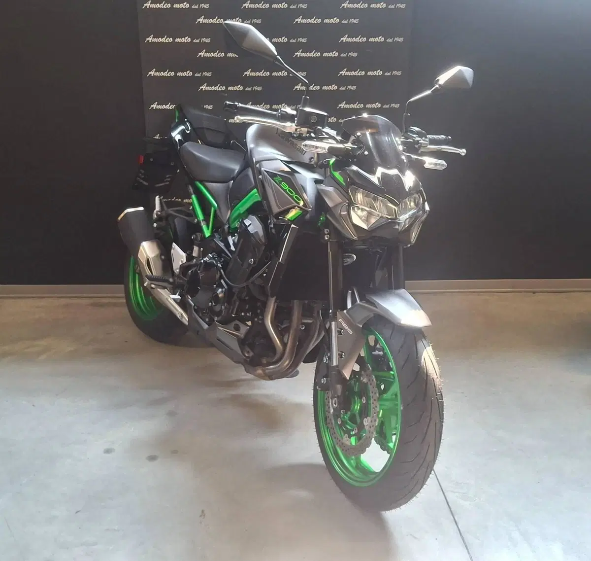 Kawasaki Z 900 (2021 - 24) (2)