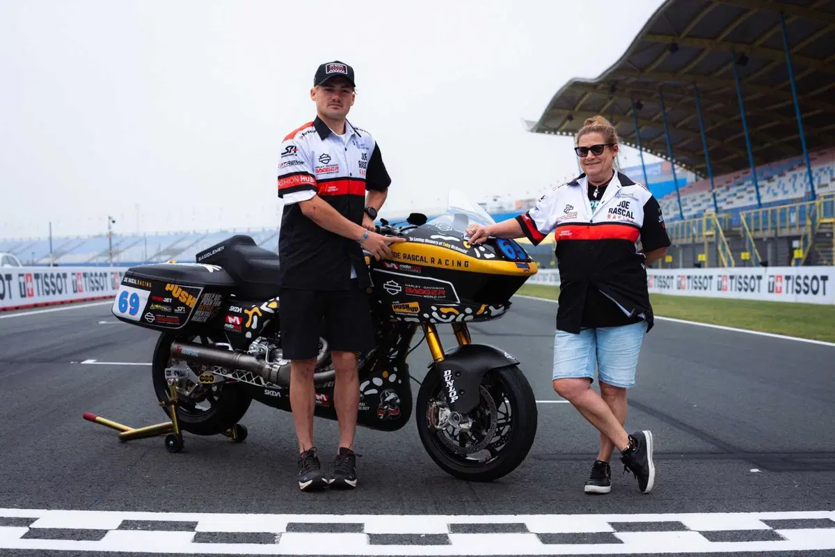 Assen. H-D Bagger World Cup. Eric Granado e Oscar Gutierrez, i Capofamiglia [VIDEO] (33)